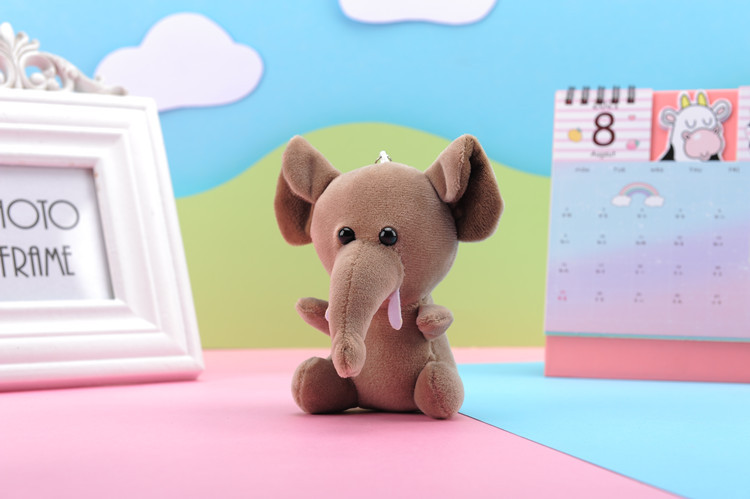 Wholesale of new cross-border animal plush toys, dolls, small pendants, clothing, bags and accessories for elephants, lions and tigers pic 12