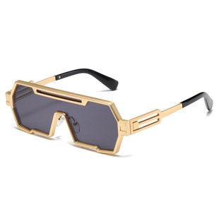 8213 Frameless one-piece lens sunglasses for men and women, cycling, sports and fashion, European and American cross-border Amazon UV400 trend pic 4