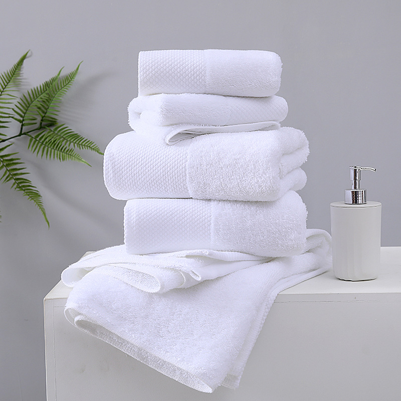 Hotel towels and bath towels with increased water absorption, pure cotton. White towels and bath towels in beauty salons, hotels, hot springs and homestays can be marked with logos pic 9