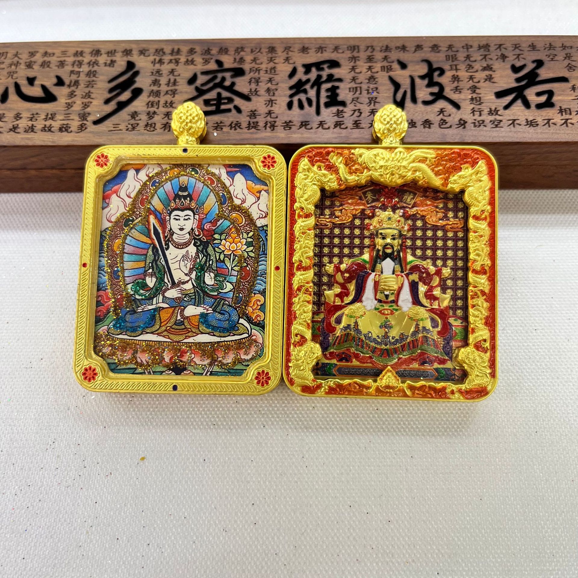 五台山唐卡浮雕双面款立体龙五爷吞金兽双面唐卡前世今生项链吊坠详情4