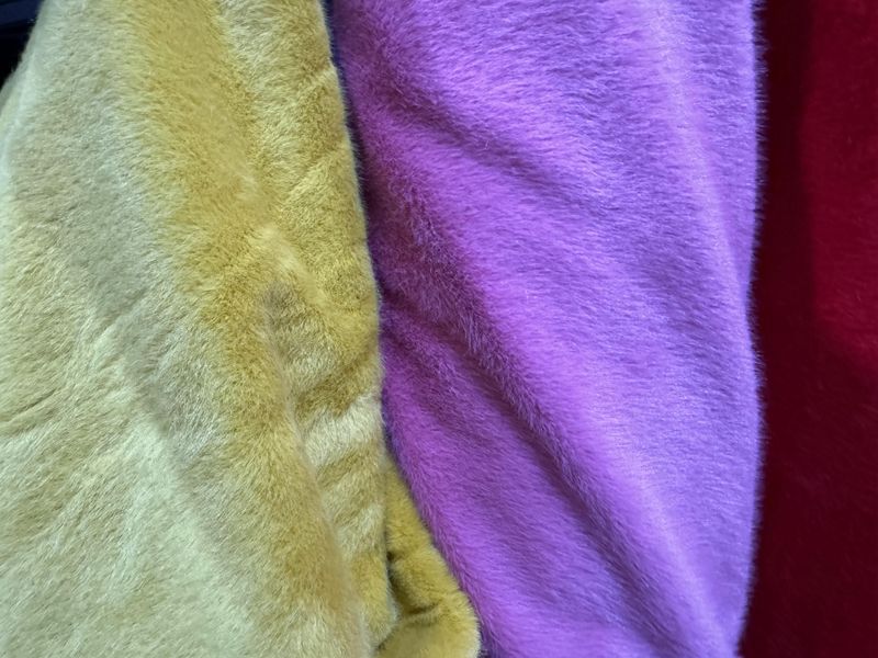 Artificial fur, jade fox velvet fabric, toy neck, ear cups, decorative Christmas tree skirt, plush mink fabric in stock pic 6