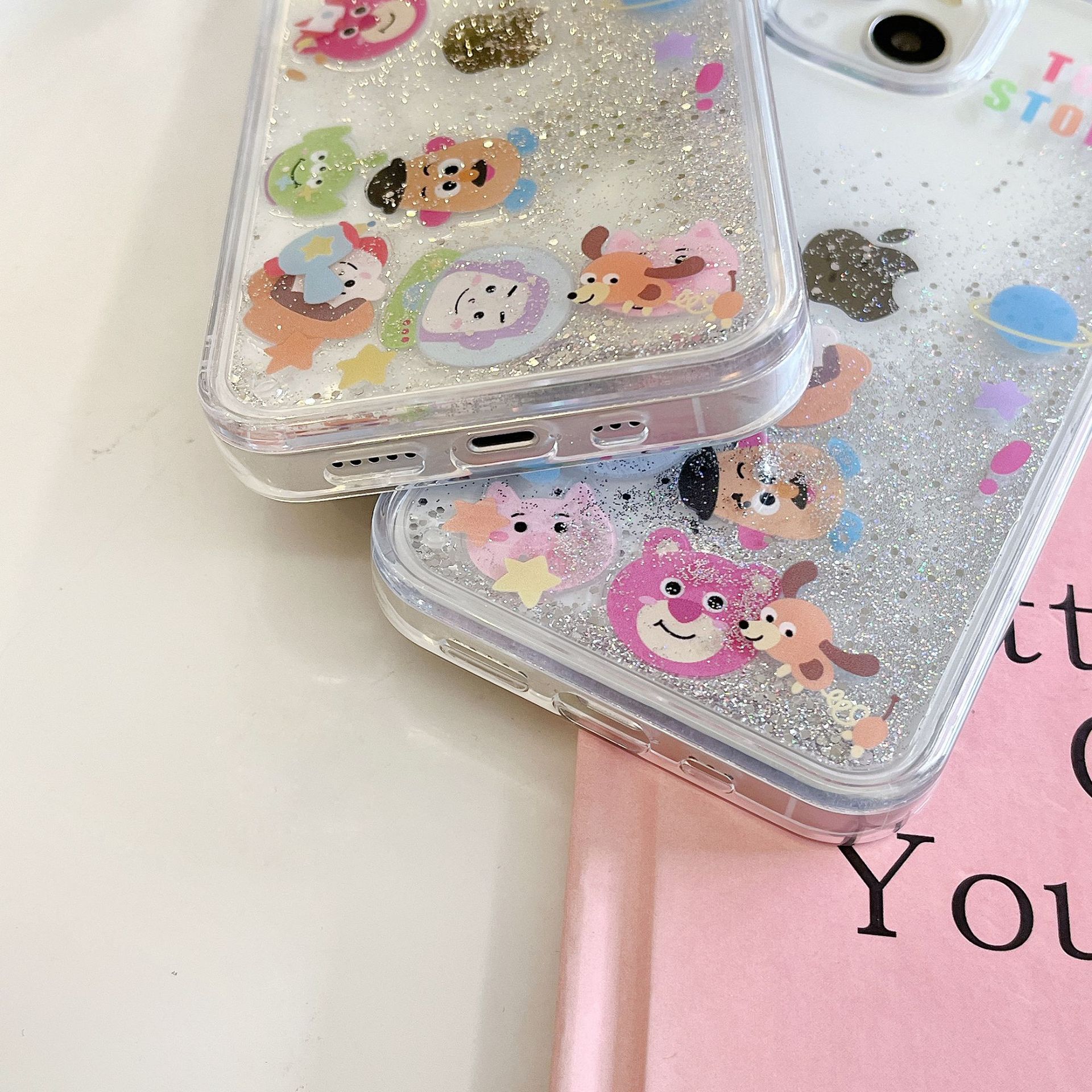 The popular cartoon is cute and fun, suitable for iPhone14pro max and iPhone 15. The phone case is 13/12 transparent with flowing sand pic 19