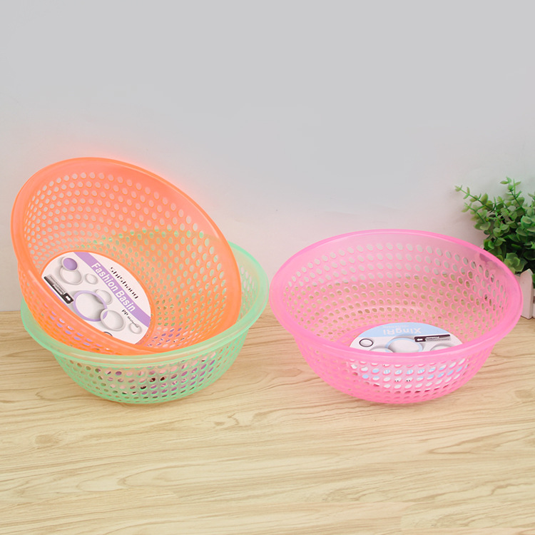 Factory direct sales of small transparent fruit and vegetable baskets, round fruit and vegetable baskets, vegetable washing sieves and storage baskets pic 6