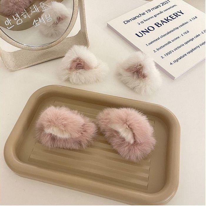 The new autumn and winter 2021 collection features sweet and sensual cat ear hair clips, faux fur rabbit hair top clips, plush hair clips, and Japanese and Korean hair accessories pic 8