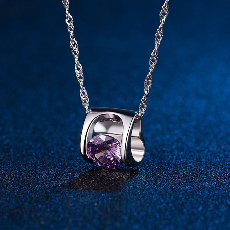 A high-quality imitation D-color moissanite four-leaf clover female pendant with eight hearts and eight arrows from a live-streaming product by a popular influencer on Kuaishou and Douyin pic 49