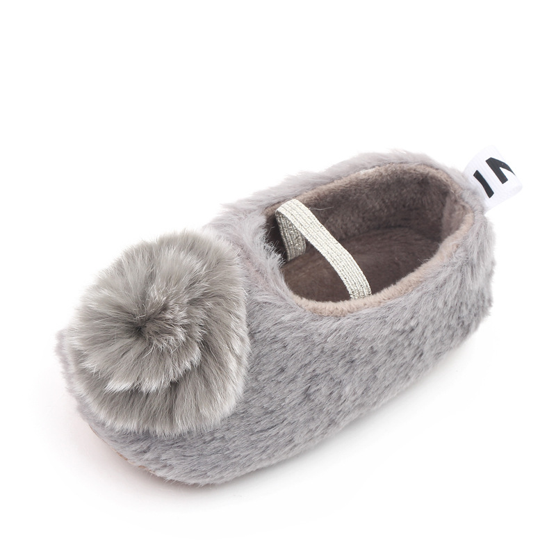 For babies aged 0-1, there are cute cotton shoes. For girls, there are suede princess shoes, shallow elastic cotton shoes, and fluffy shoes for girls. The size is 2750 pic 17