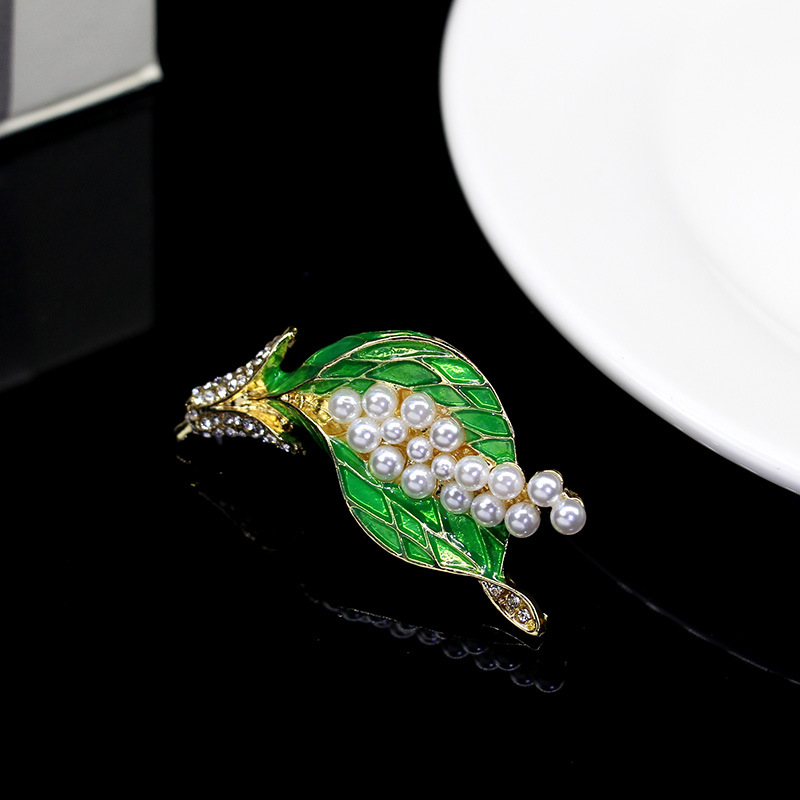 韩国新款高档珍珠胸针时尚风胸花水钻个性丝巾扣蝴蝶别针批发详情32