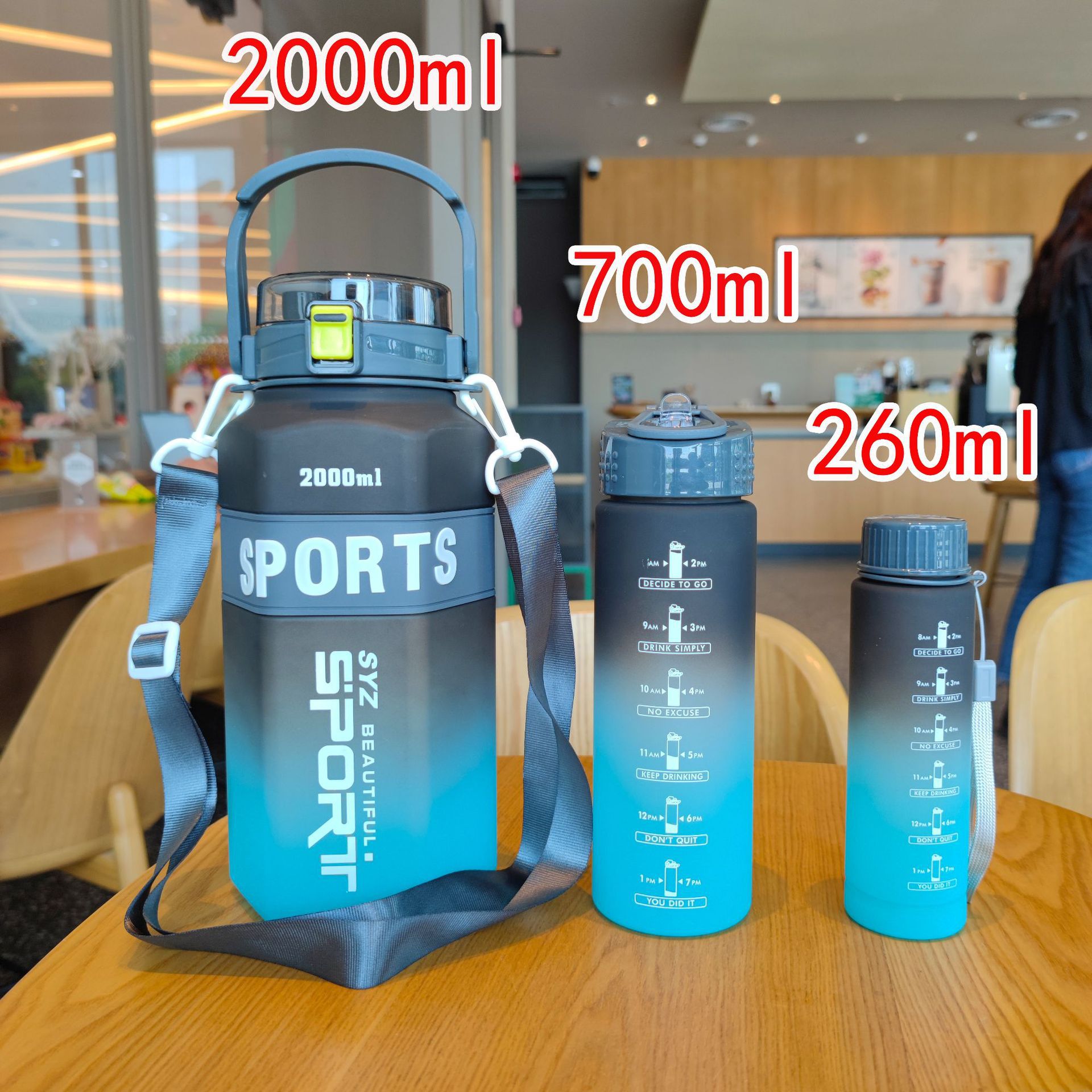 Large-capacity gradient color water cup for fitness and sports water pic 3