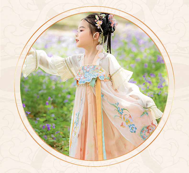 فتاة جديدة من الأطفال يرتدون الزي الرسمي من طراز Xiao Xiao Xiao في صيف 2025 pic 11
