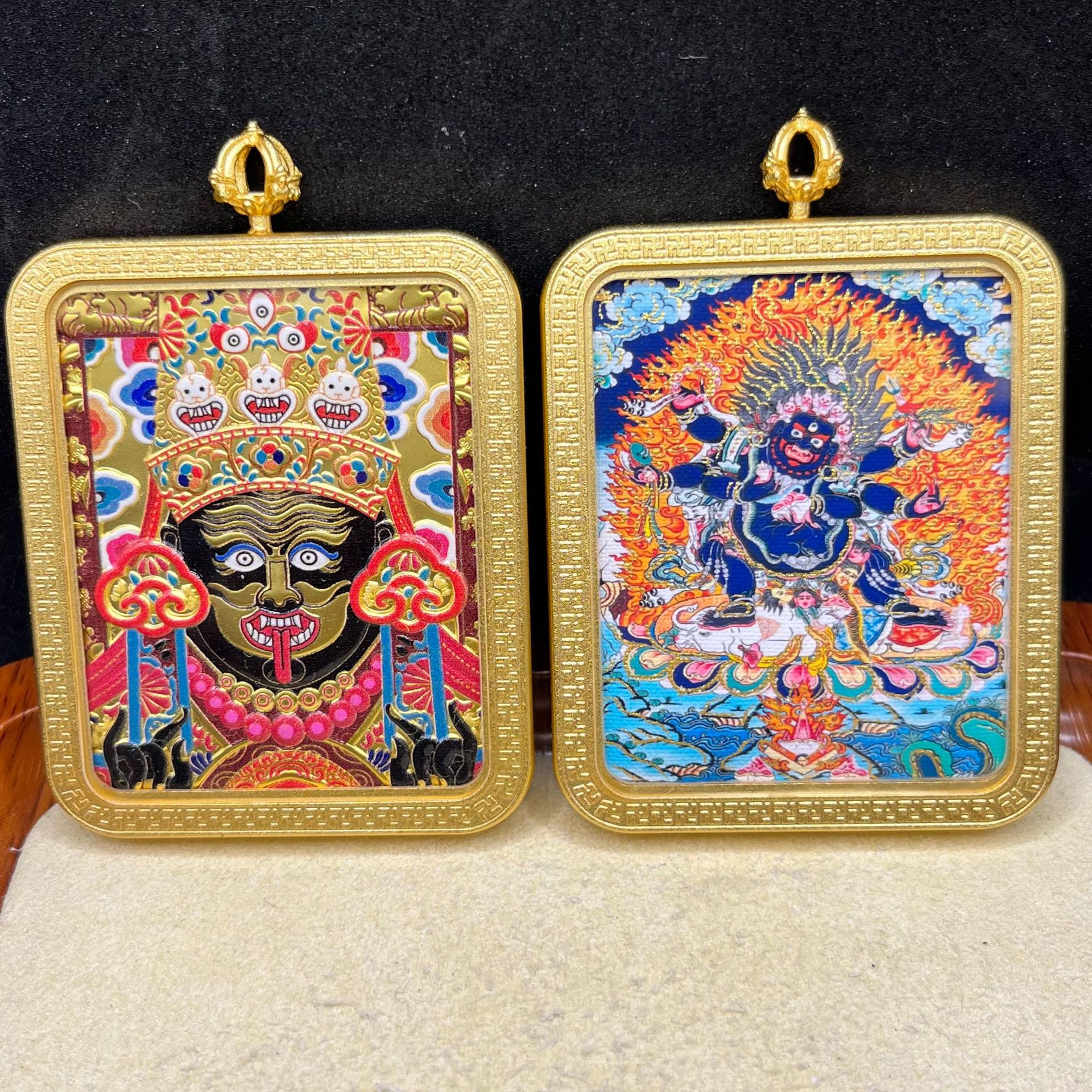 藏式半手绘双面唐卡吊坠 扎基拉姆唐卡 五台山龙五爷黄铜工艺品详情24