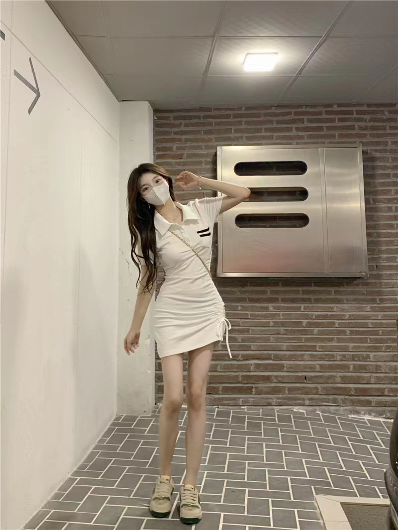 French-style, pure and sweet, petite, pure and sensual, hot girl, gentle style, high-end, hip-hugging, polo collar dress for women in summer pic 12