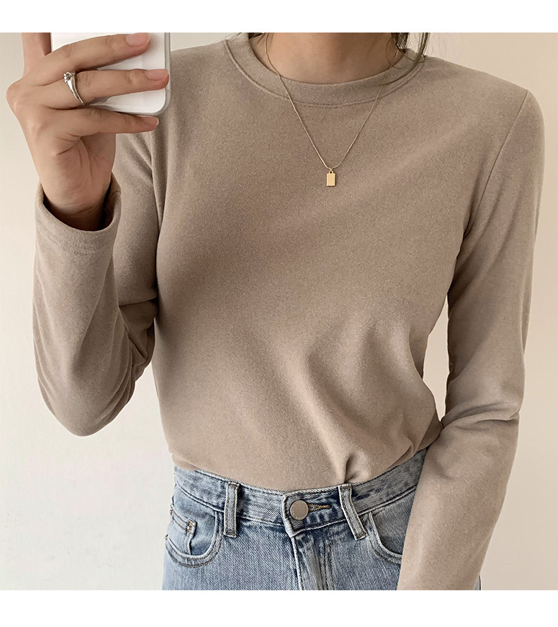 A German velvet semi-high-neck white base layer for women, paired with a stylish, thickened, brushed, and form-fitting mid-neck base layer for autumn and winter pic 30