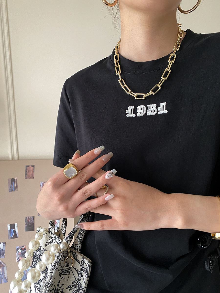 Sinan guoji plato hebilla bifón caída hombro manga camiseta mujer moda cool sentido de diseño verano 2022 nuevo SN1425 pic 33