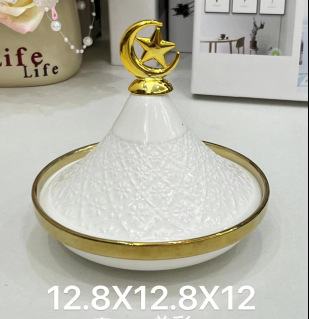 Light luxury home furnishings: multi-compartment fruit plates, dessert prints, covered bowls, European-style golden ceramic tea cups and plates, porcelain pic 11