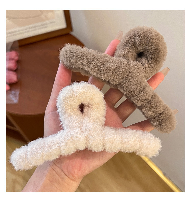 毛绒抓夹女2024新款网红秋冬高级感鲨鱼夹发夹后脑勺盘发夹子头饰详情8