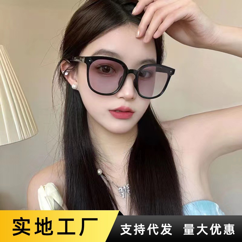 长方形时尚墨镜女抖音热门同款网红防紫外线太阳镜凹造型街拍潮流详情9