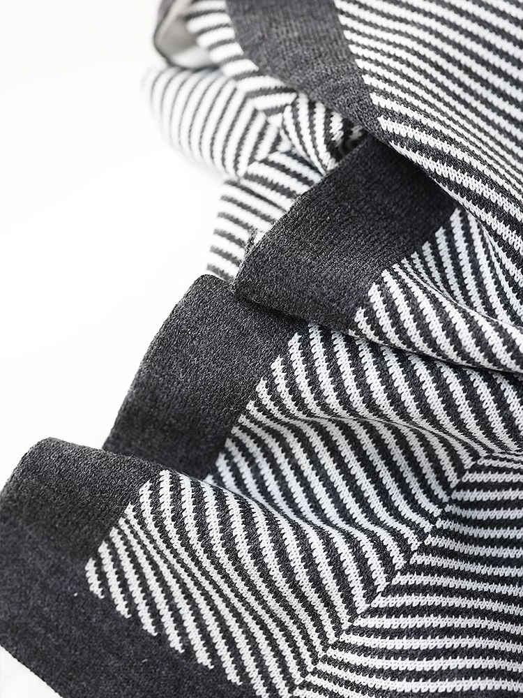 Nordic InS-style knitted blankets, casual sofa covers, blankets, air conditioning blankets, new factory stock, one-piece consignment pic 17