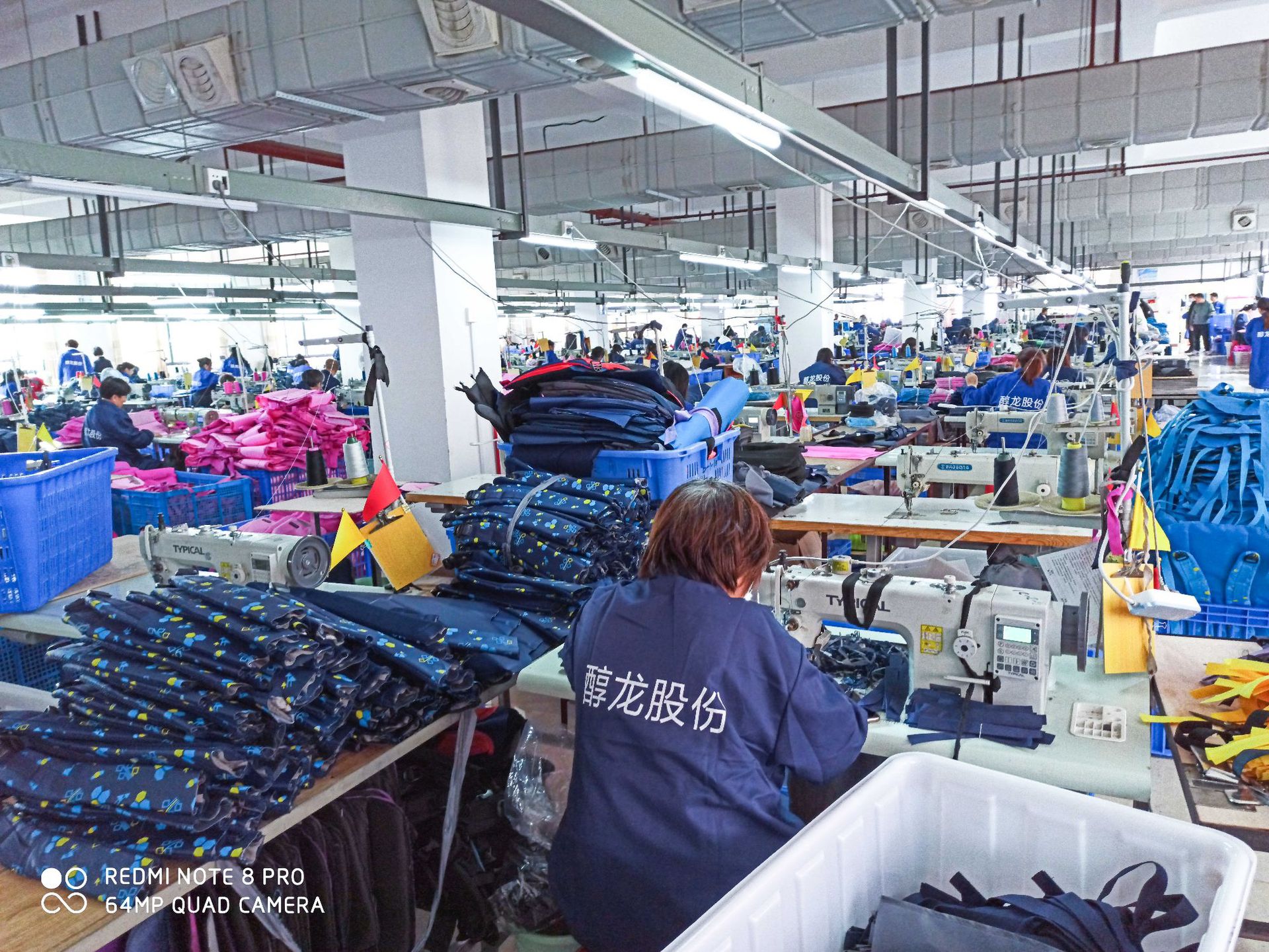 新款小学生书包女冰箱开门轻便大容量1-6年级梦幻儿童双肩包批发详情32