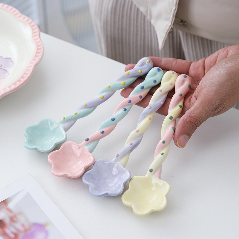 Ceramic long-handled spoon, household spoon, high appearance level, cute ins style stirring spoon, coffee spoon, girlish heart spoon wholesale pic 14