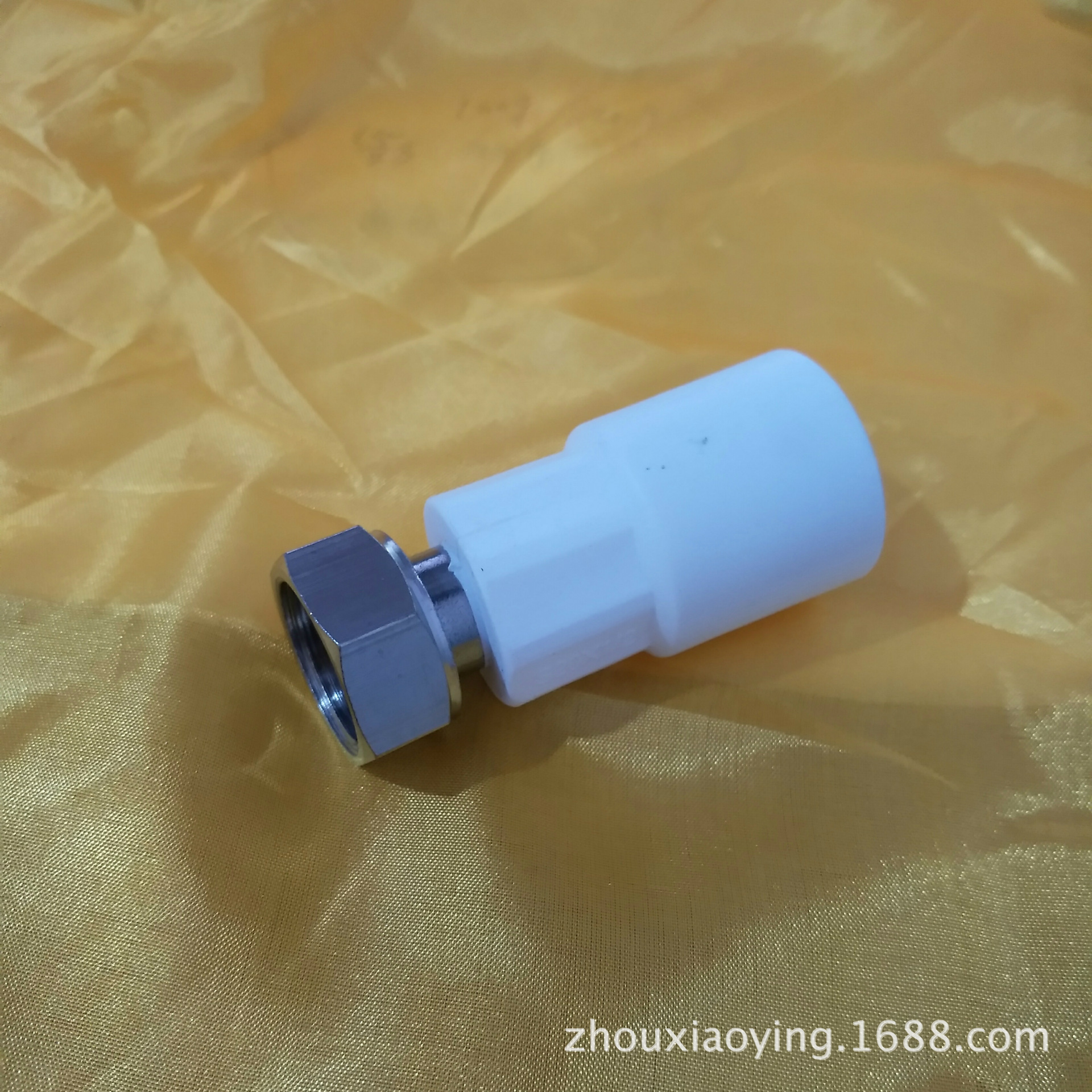 PPR solar water heater small union elbow three-way thickened four-inch full specification water heater union wholesale pic 8