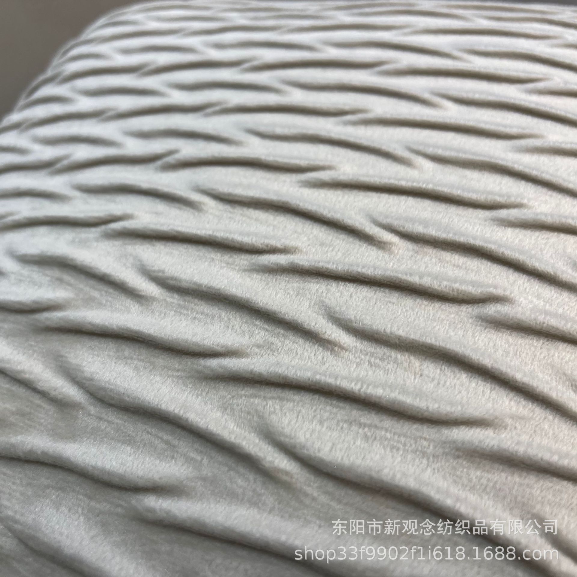 Wholesale of simple and light luxury geometric cut flower pillowcases, velvet cushion covers, Dutch fleece geometric twist cushion covers pic 23