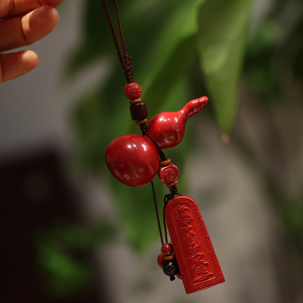 Wholesale of Chinese-style entry and exit peace Emperor sand and cinnabar Fortune gourd car pendants, keys, rearview mirror ornaments pic 14