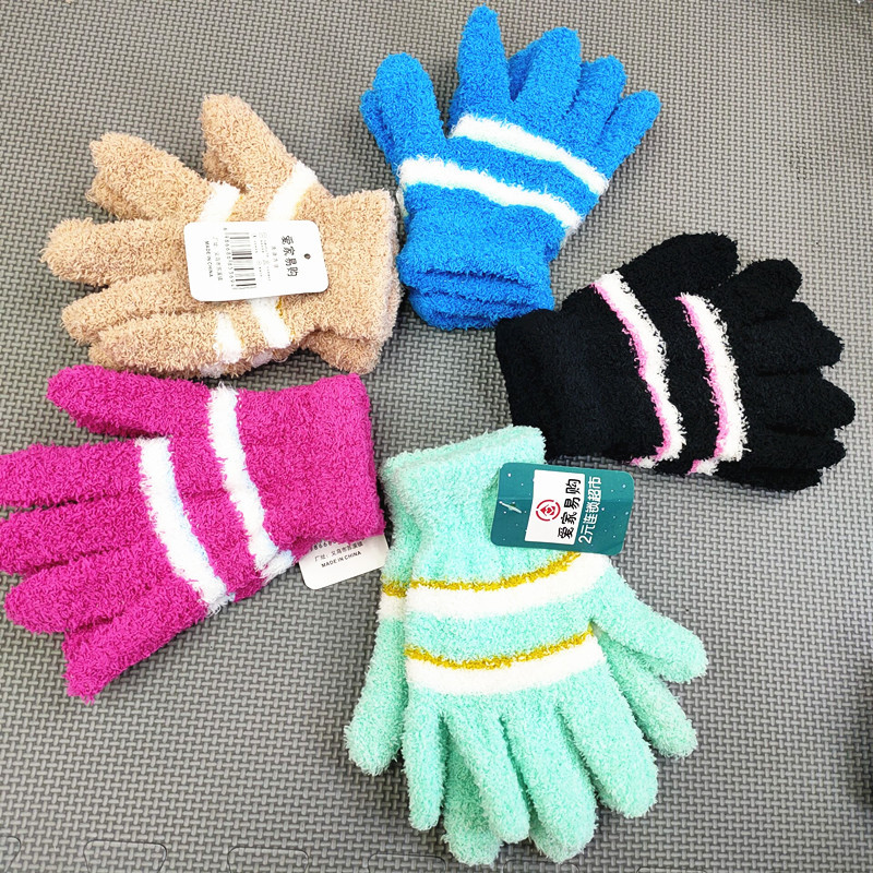 Factory direct sales of new winter fashion gloves for warmth, suitable for both men and women, cycling all-fingered hands, wholesale two-yuan store pic 3