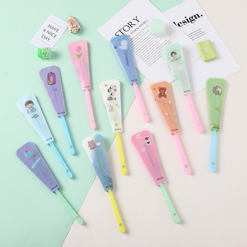 夏天可爱卡通小扇子儿童学生折叠扇子便携随身中国风迷你塑料折扇详情10