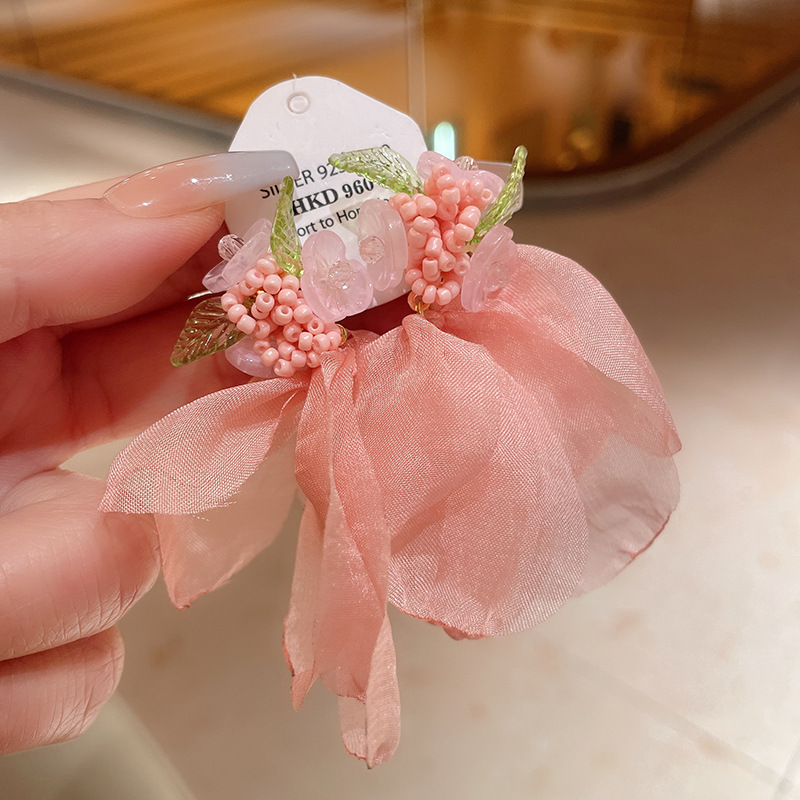 Silver needle forest-themed flower mesh ear studs, simple and fashionable atmosphere earrings, niche and versatile country-style earrings wholesale pic 36