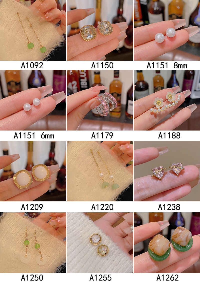 S925 Silver Needle retro pearl earrings for women, Korean ins style, high-end, niche and elegant stud earrings wholesale pic 15