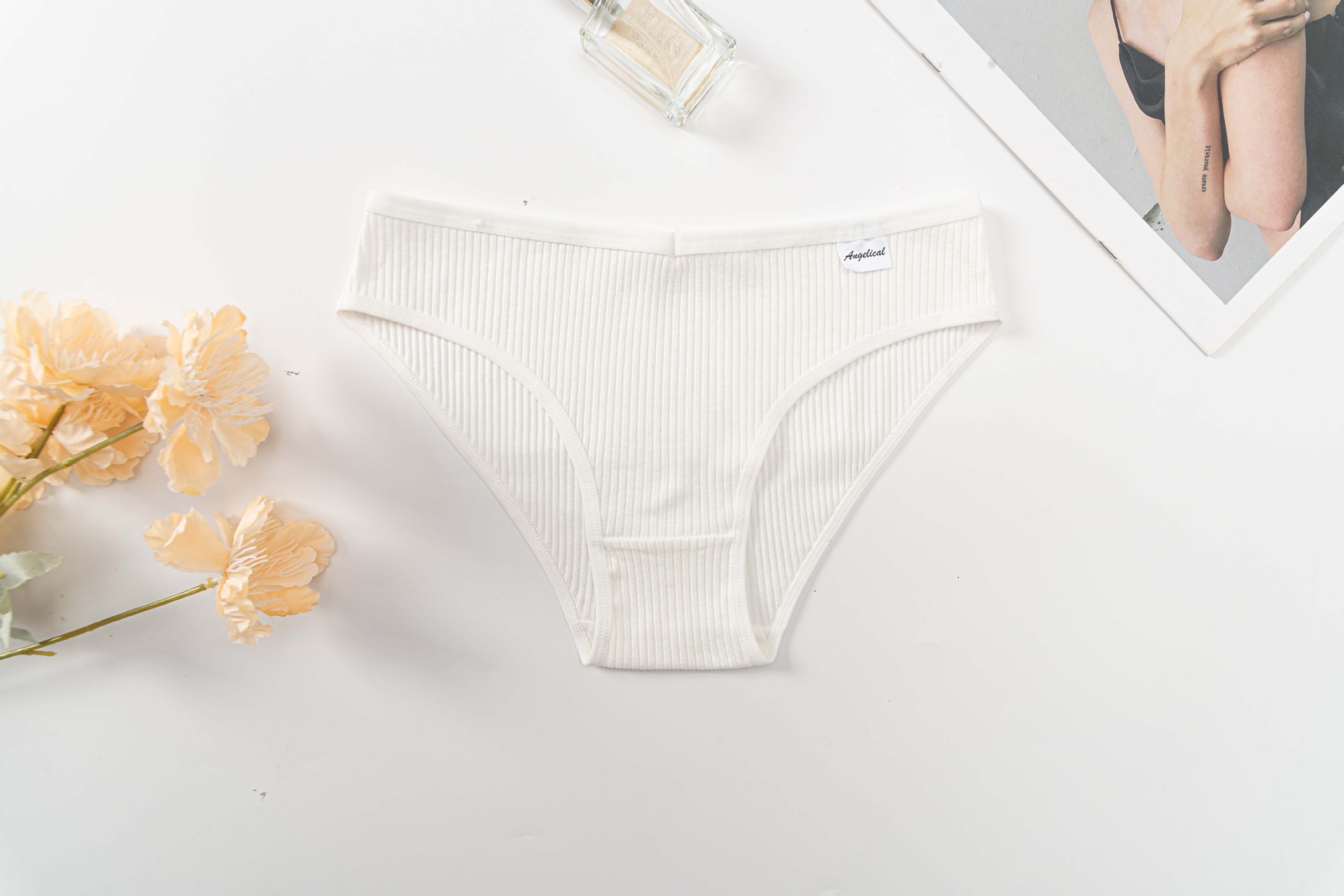 跨境欧美女士内裤中腰透气提臀女内裤高弹舒适女士三角裤批发直供详情10