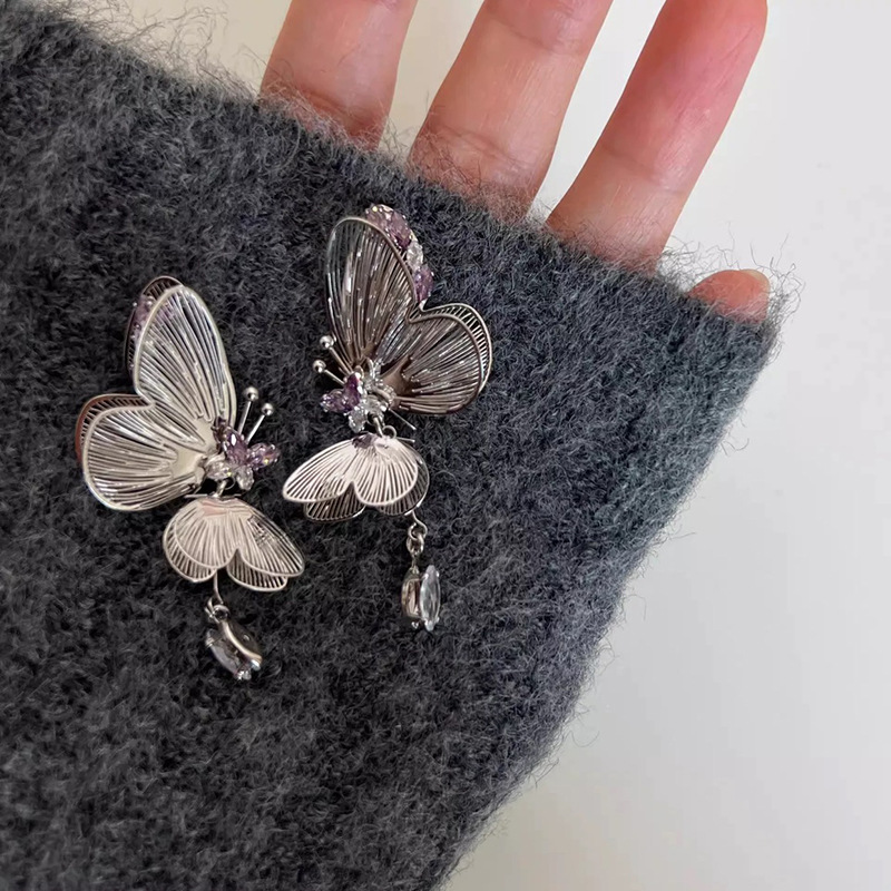 Exquisite zircon dandelion flower stud earrings with a light luxury and high-end feel, Korean exquisite earrings, retro light luxury earrings for women pic 4