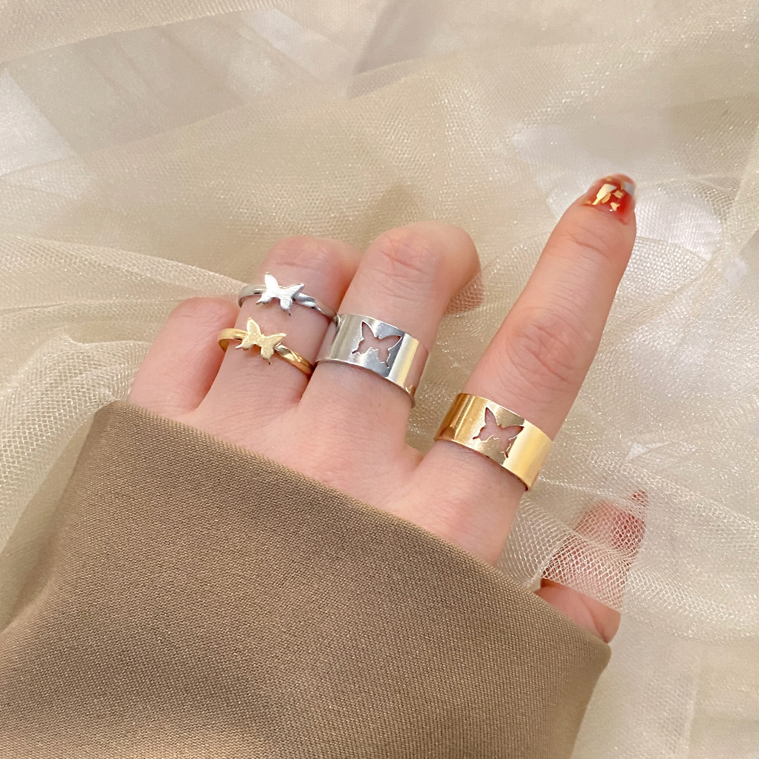 European and American cross-border butterfly heart rings, creative hollowed-out InS-style rings, personalized punk-style couple rings and couple rings pic 10