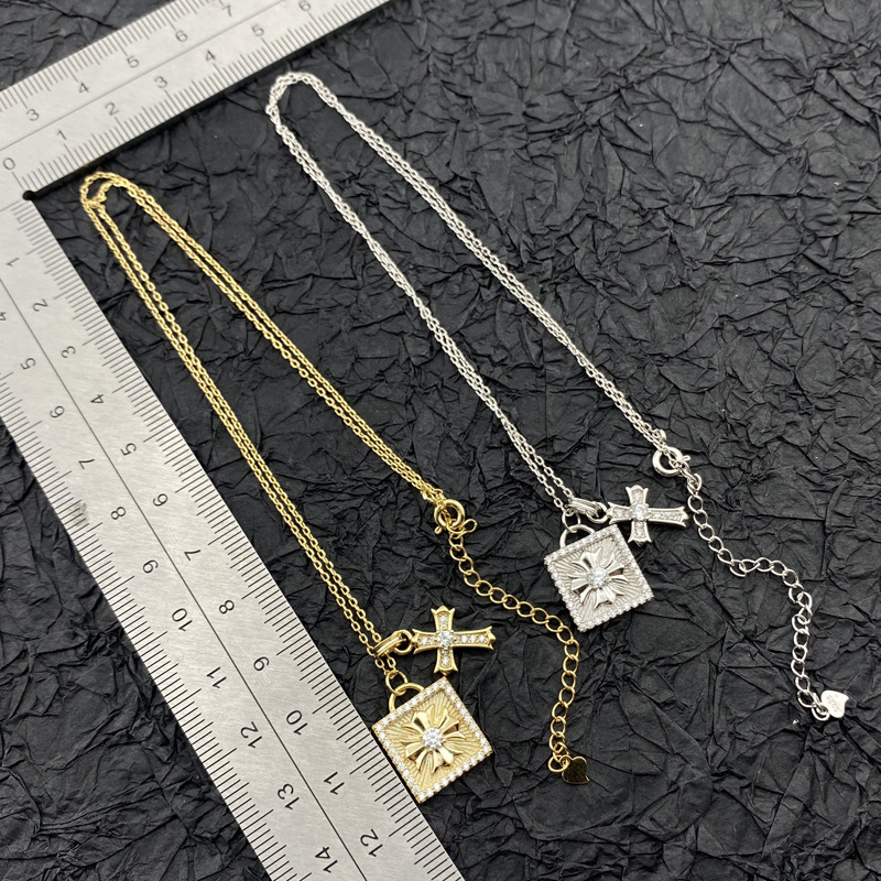 S925银十字花吊坠几何方形项链微镶轻奢电镀真白金颈链气质锁骨链详情14