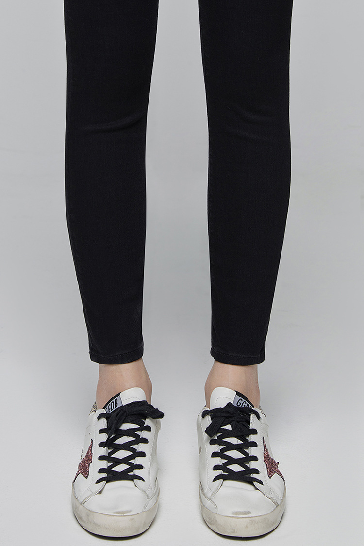 The new Mother high-waisted 9-inch high-elasticity skinny jeans, which are the same style as those worn by European and American bloggers, can lift the buttocks and make you look slimmer. Korean style jeans for women pic 12