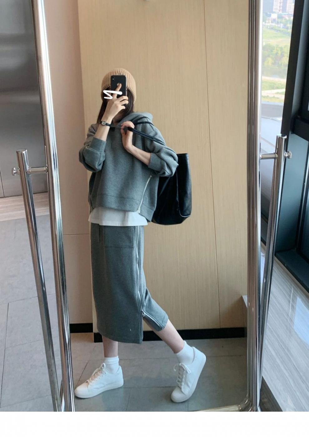 2023年早春装新款高级感轻熟风港味休闲运动服卫衣两件套装裙女装详情8