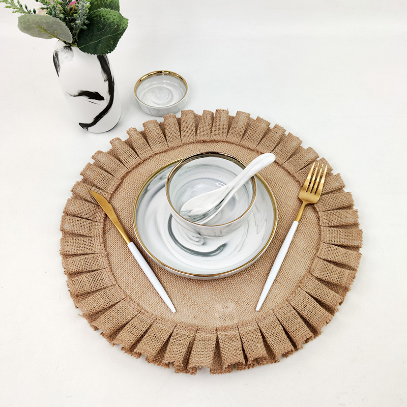 Ma Yi Ju Factory directly supplies Christmas retro jute tablecloths, natural original color pleated lace, heat-insulating household Nordic-style tablecloths, waterproof and oil-proof pvc material pic 2