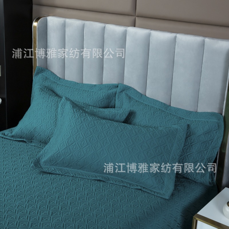Wholesale of new light luxury 60s long-staple cotton bed cover three-piece set, quilted quilt with thickened cotton interlining, pure cotton bed cover pillowcase pic 10