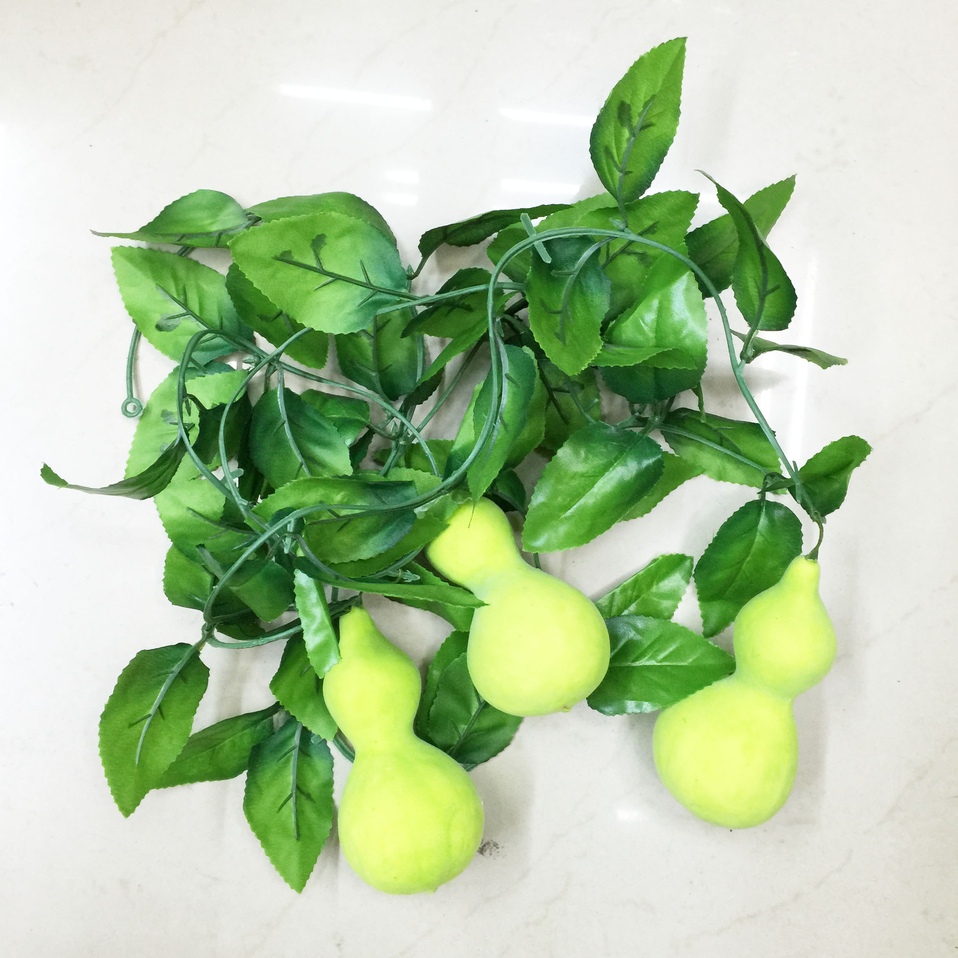 Artificial flowers, artificial lawns, artificial trees, artificial flowers, artificial lawns, artificial trees, tall flower factory, artificial fruits, vegetables, vines, various styles, fruit vines, wall-hanging vines, vines, vines, Yiwu pic 11