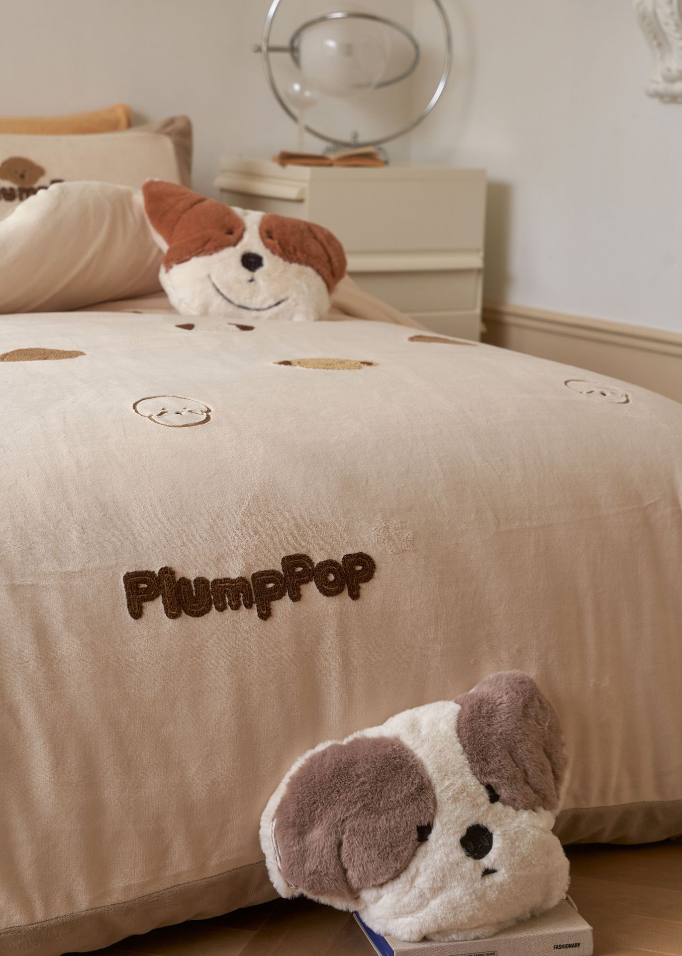 Alta calidad leche de lana mantener caliente y cómodo conjunto de cuatro piezas casa alfombra ropa de cama venta directa de fábrica de verano de dibujos animados acrílico cama bonin set pic 2