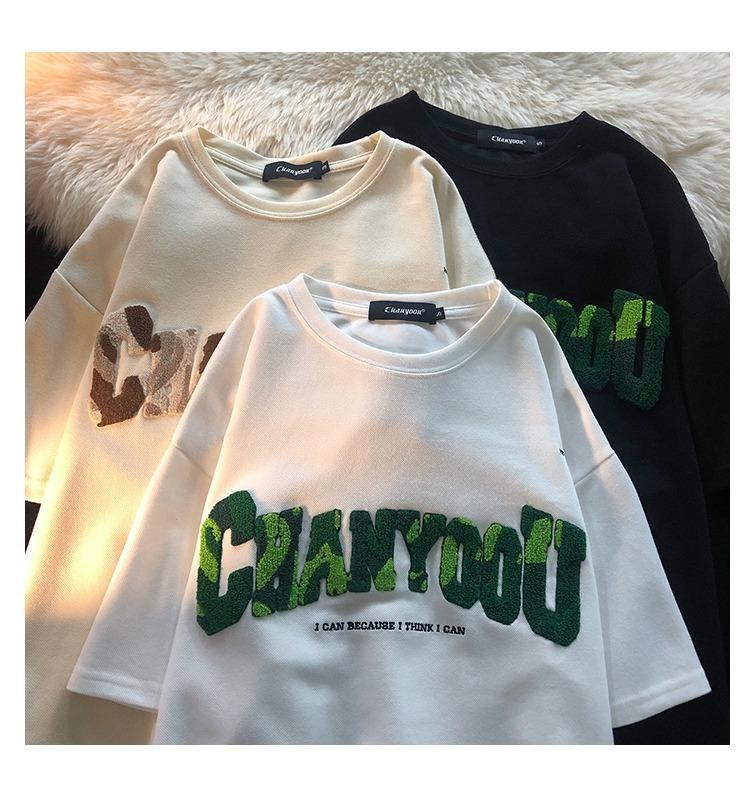 American retro 2022 early spring new collection: Loose couple round-neck white short-sleeved T-shirt with towel embroidery, trendy for women on Instagram pic 3