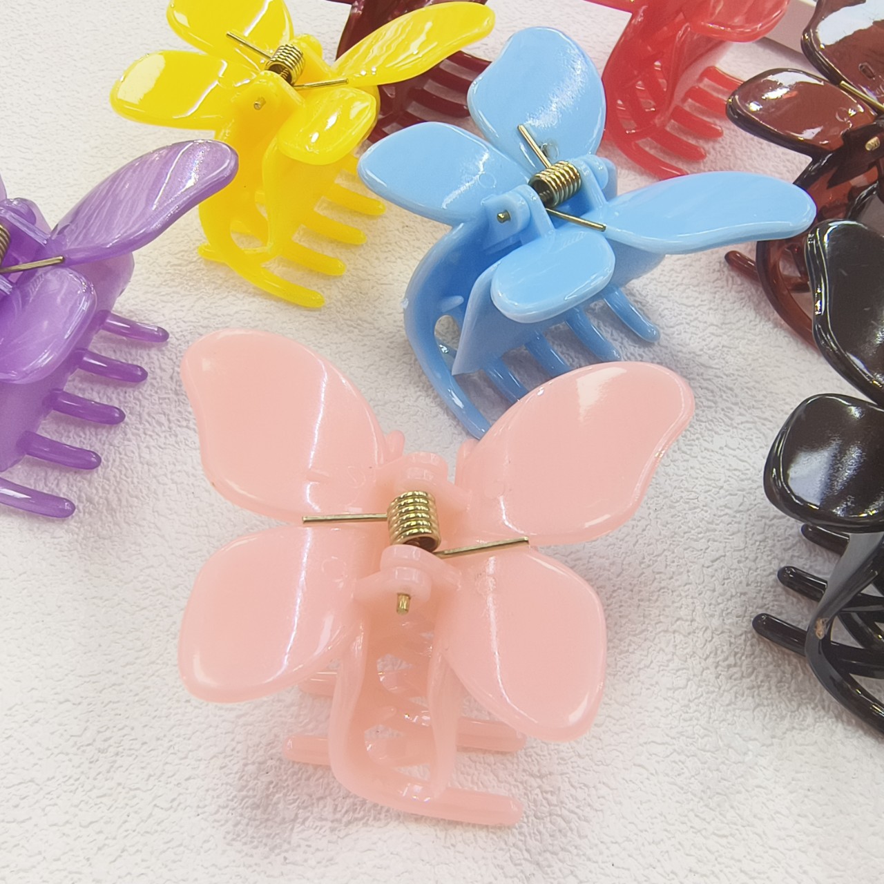 小号蝴蝶儿童发夹彩色耐摔塑料抓夹编发冲凉夹一元头饰品店批发详情4