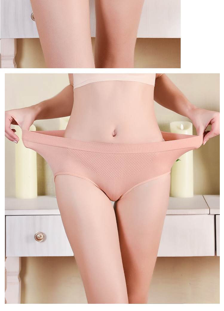 Cross-border 3D peach butt mid-waist triangular honeycomb underpants, Japanese honeycomb underpants, honeycomb butt wrapping seamless underpants for women pic 16