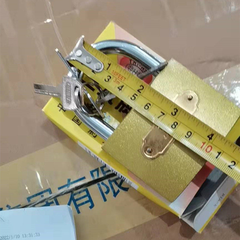 50 imitation copper padlock three keys 38 32 25 75 Student padlock door lock wholesale from 2 yuan to over 2 yuan pic 2