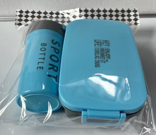 Simple and sporty plastic single-compartment lunch box and water cup set, cartoon lunch box, portable, children bring their own to school pic 1