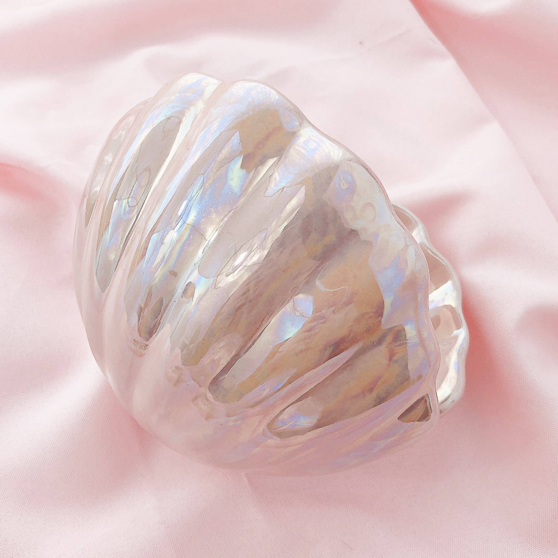 This is a popular Nordic dreamy shell lamp with a romantic pearl atmosphere and creative night light for the bedroom pic 9