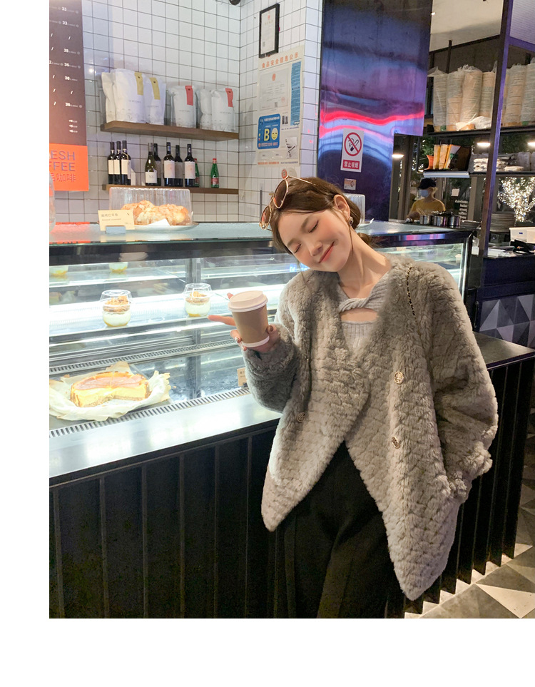 冬季新年羊羔毛皮草短款女网红羊剪绒布加迪全羊毛年轻短外套详情38