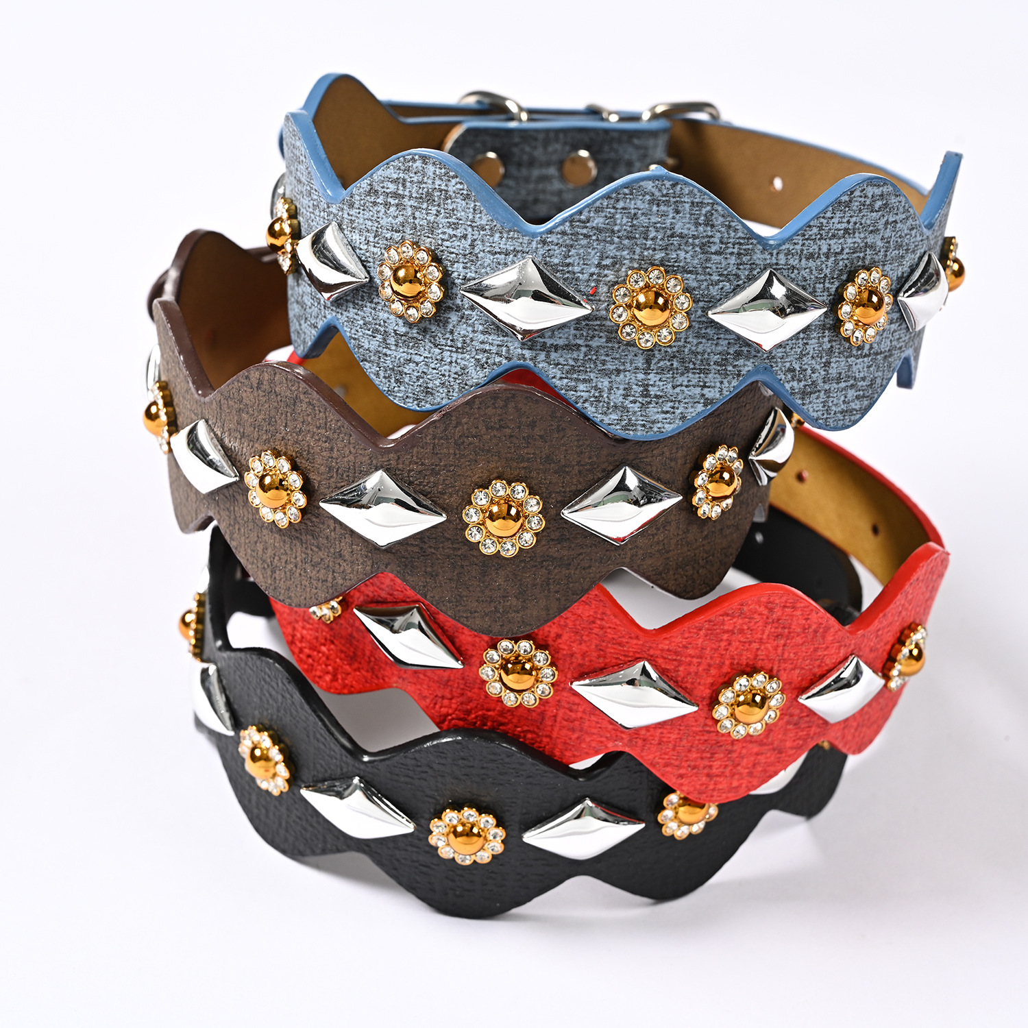 Factory wholesale PU leather pet collars, medium and large-sized dog collars, adjustable multi-color dog collars for pets pic 4