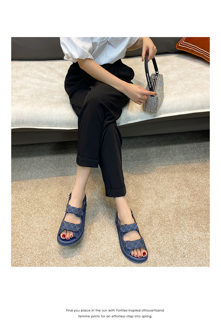 2024夏季新款小香风魔术贴厚底休闲运动凉鞋百搭平底沙滩罗马女鞋详情13