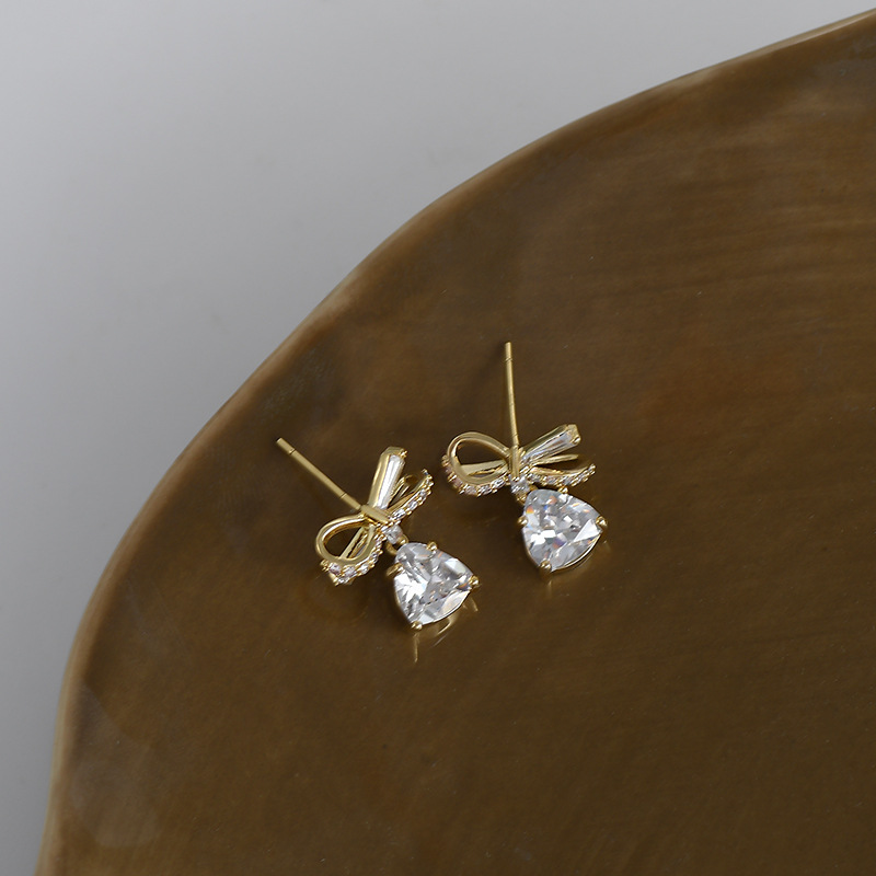 韩版时尚气质耳钉女S925银针小众设计感蝴蝶结耳饰ins风方糖耳坠详情7